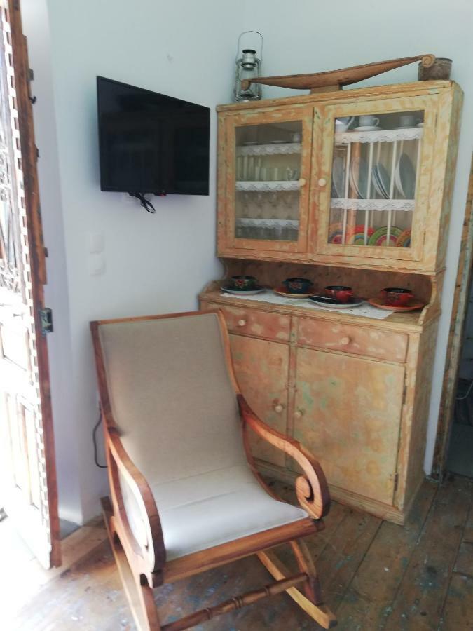 Yalos House Holiday home *